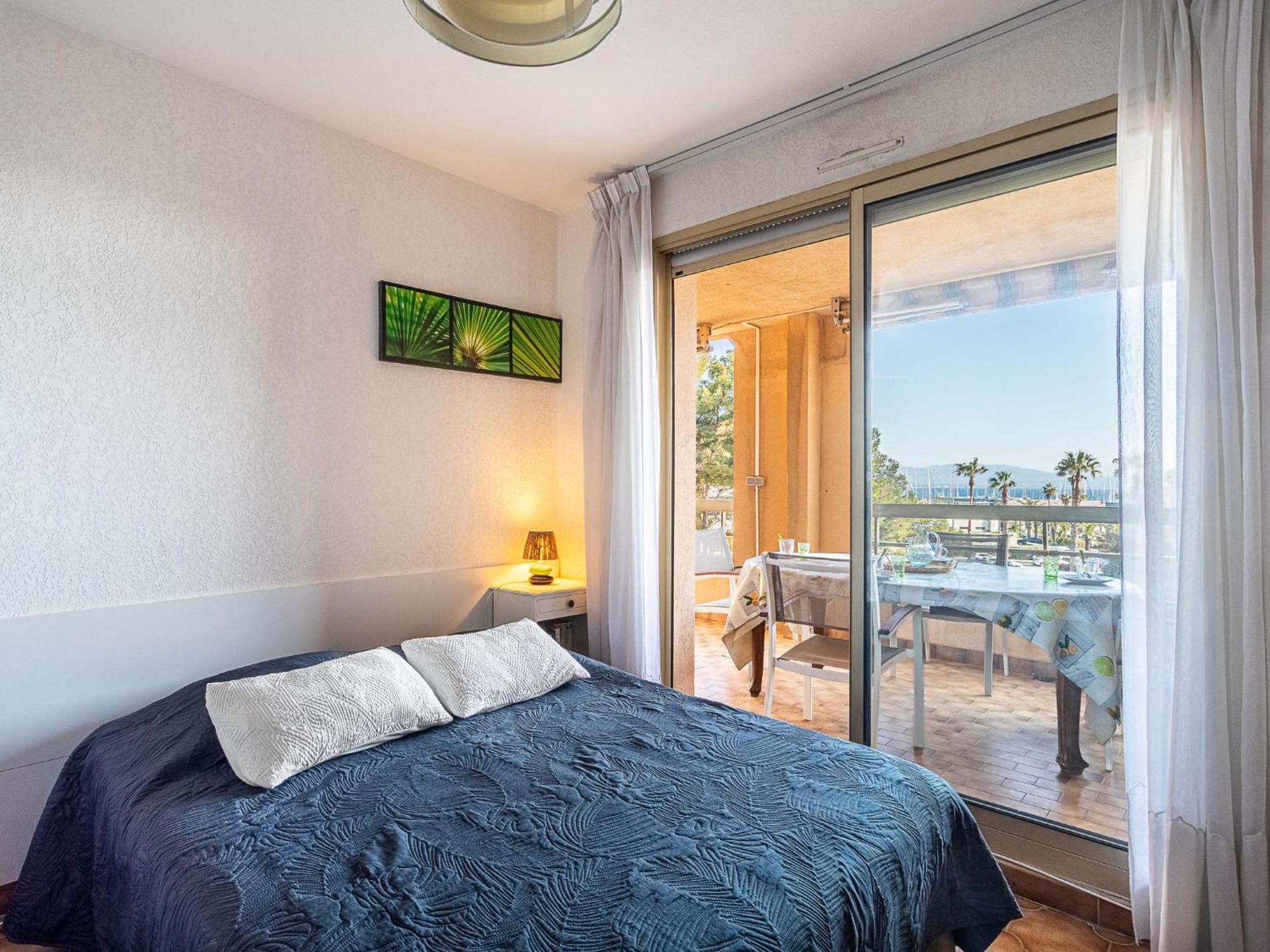 Apartment Les Regates-1 By Interhome Йер Экстерьер фото