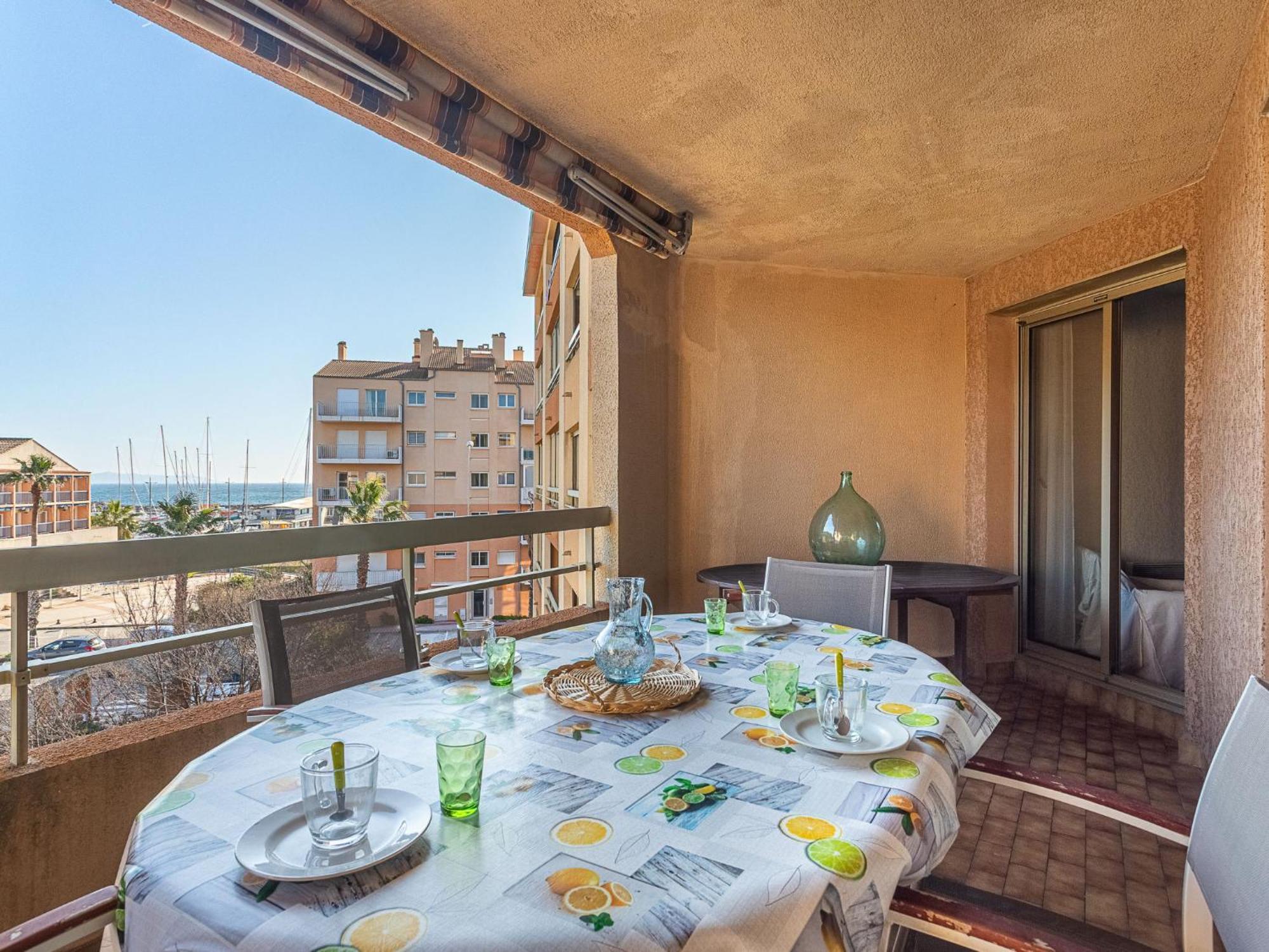 Apartment Les Regates-1 By Interhome Йер Экстерьер фото